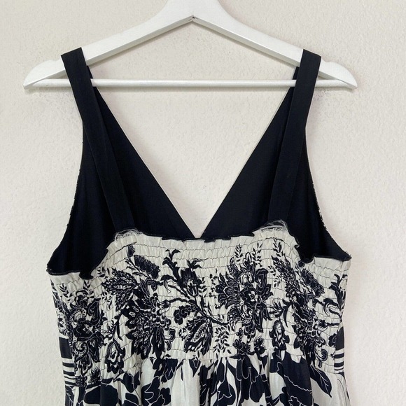 Tristan Silk Black and White Floral and Striped Smocked Back Dress L - Picture 8 of 12